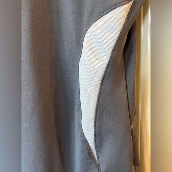 Gray short sleeve Bombardier Racing shirt. Size Medium - Picture 5 of 15